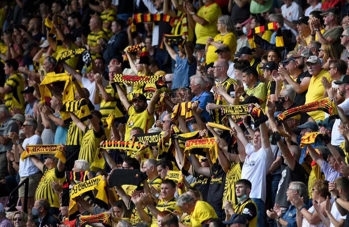 angivet øjenbryn inden for News: Watford FC Christian Supporters Group Launched - Watford FC